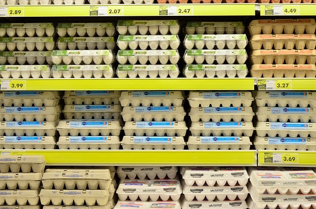 Kannst du zu viele Eier essen? Wie viele sind zu viele? Sind Eier gesund oder Cholesterinbomben?