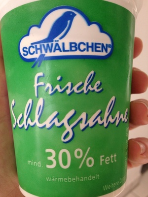 frische Schlagsahne – Schwälbchen –