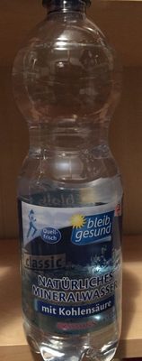 Natürliches Mineralwasser mit Kohlensäure – bleib gesund – 1L